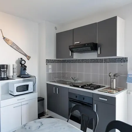 아파트 Studio Les Sables-D'Olonne, 1 Piece, 2 Personnes - Fr-1-197-459